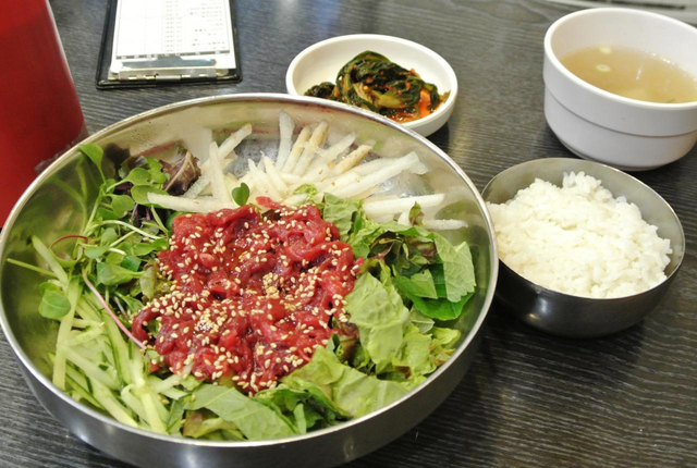 プチョンユッケ