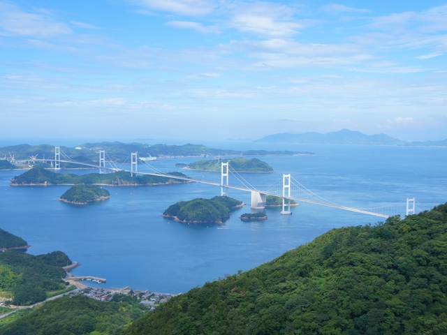 7. サイクリストの聖地！ 瀬戸内海の多島美を満喫「しまなみ海道」