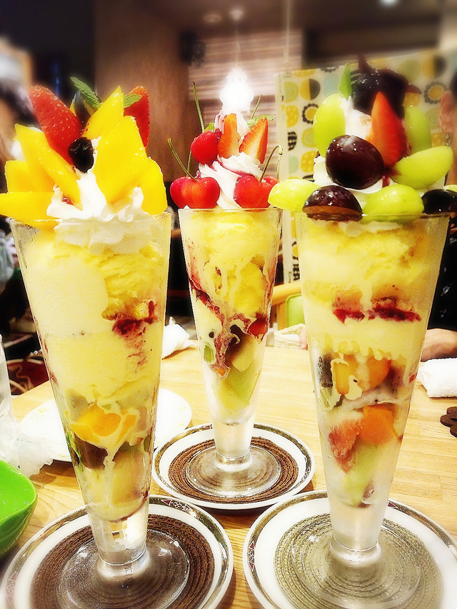 6. みずみずしいフルーツたちのぜいたくな共演「フルーツ大野」