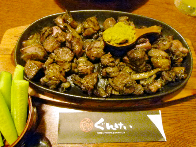 9. もも焼きほか宮崎グルメを満喫できる居酒屋「ぐんけい 隠蔵」