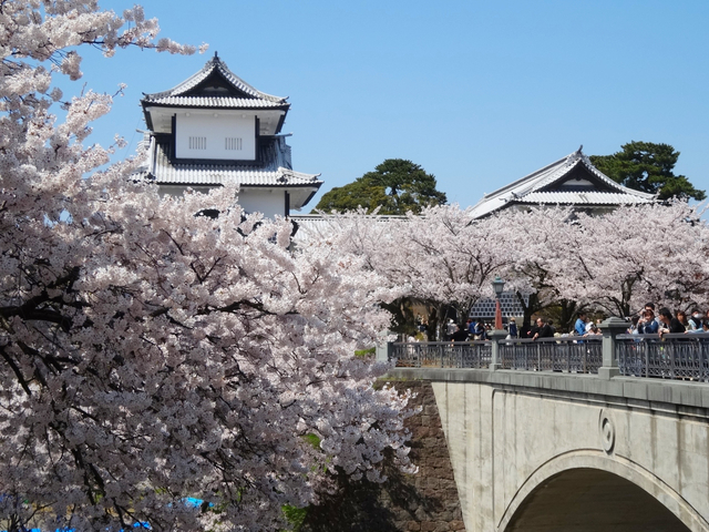 金沢城