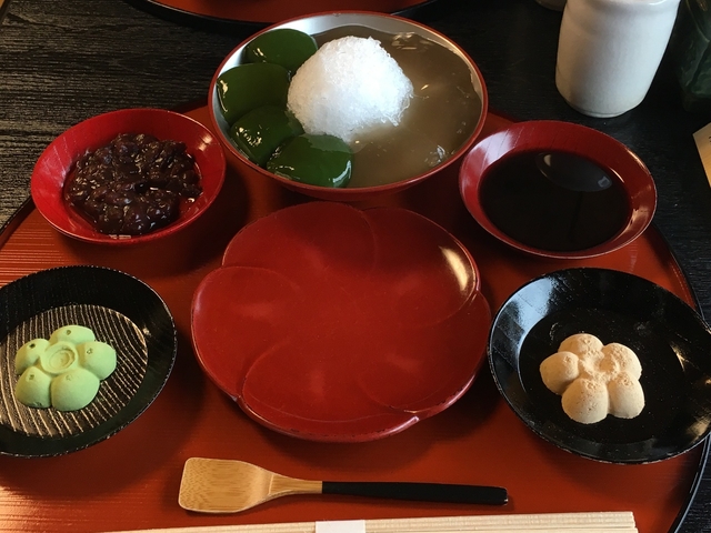 ぎおん徳屋のわらびもち