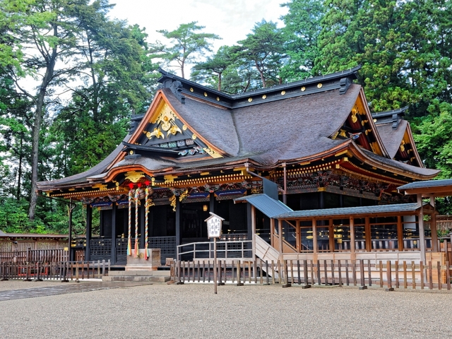 3. 国宝と重要文化財を擁する仙台の総鎮守「大崎八幡宮」