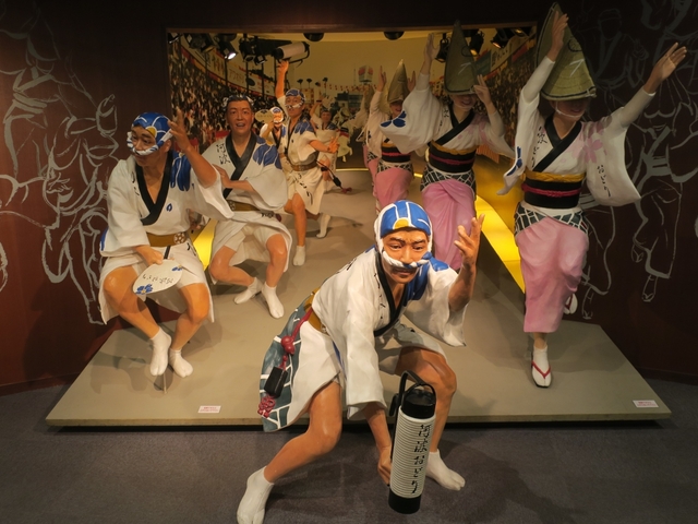 13. 徳島名物阿波おどりをいつ行っても楽しめる「阿波おどり会館」