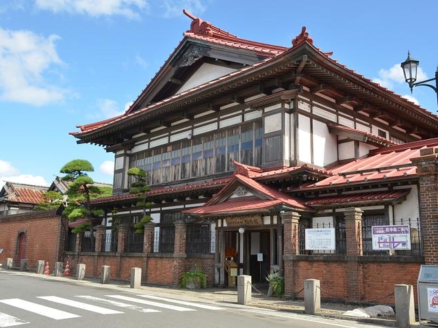 太宰治記念館『斜陽館』