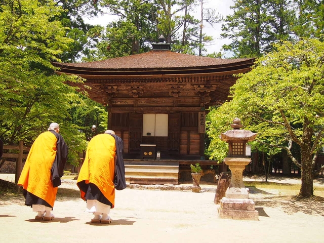 5. 空海が開山した聖地で非日常を体験「高野山」