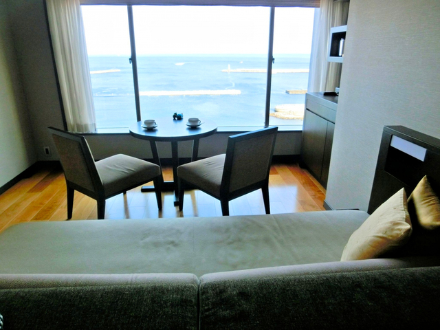 2位 熱海温泉 HOTEL MICURAS（ホテルミクラス） / スタイリッシュな温泉リゾート