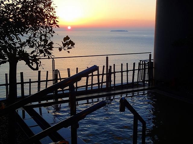 10位 熱海温泉 KKRホテル熱海 / オーシャンビュー＆選べる夕食