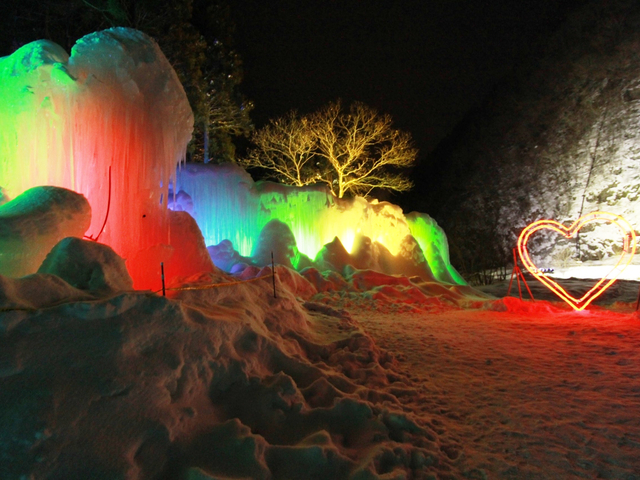 10. タルマかねこおりライトアップ / 岐阜