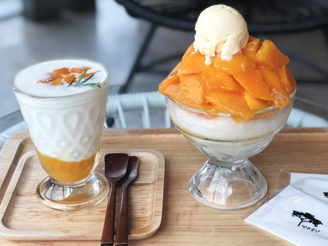 モックスルナン