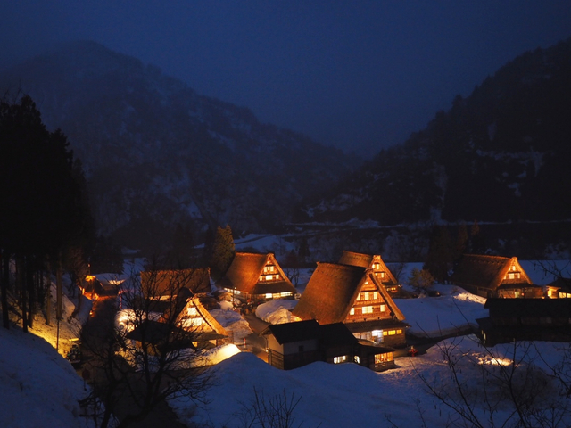 7. 富山・雪の五箇山