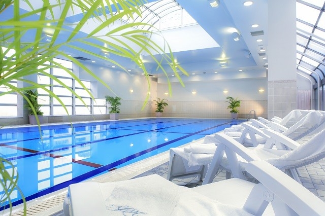 ロイヤルパークホテル