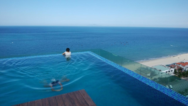 ア ラ カルト ダナン ビーチ ホテル