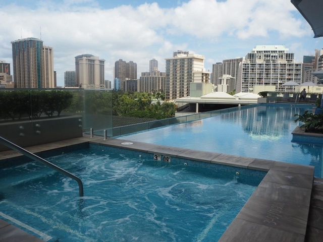 ザ リッツ カールトン レジデンシズ ワイキキ ビーチ