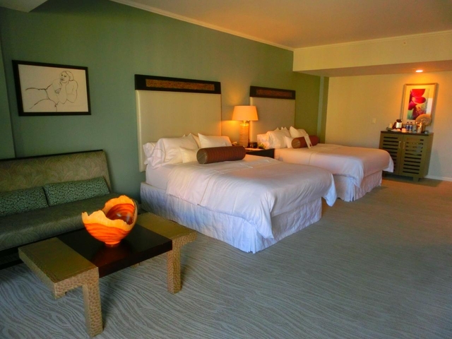 2.モアナ サーフライダー ウェスティン リゾート&スパ ワイキキ ビーチ