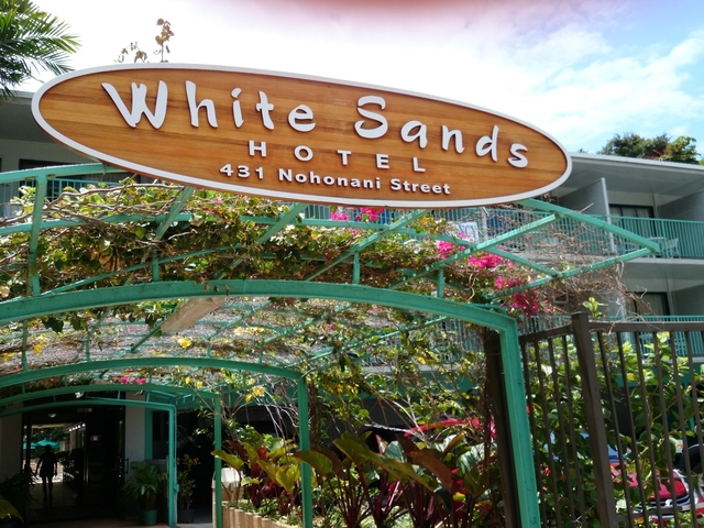 7. ホワイト サンズ ホテル