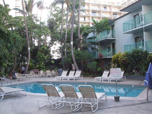 7. ホワイト サンズ ホテル