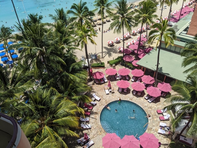 1.ザ ロイヤル ハワイアン ア ラグジュアリー コレクション リゾート ワイキキ