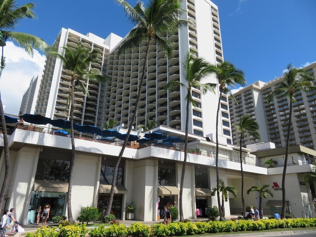 3.ワイキキ・ビーチ・マリオット・リゾート＆スパ