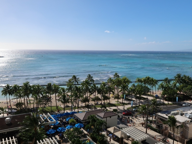 みんなで一つの部屋に泊まって楽しさや喜びを共有?