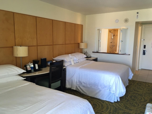 7. シェラトン ワイキキ