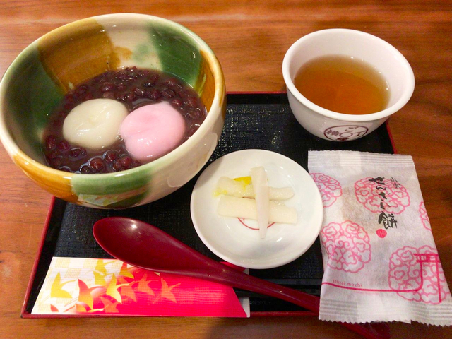 9. ぜんざい餅 / 坂根屋