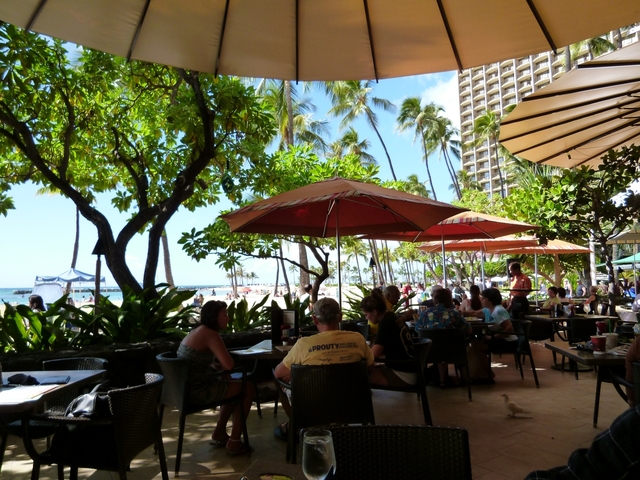 1位 ヒルトン ハワイアン ビレッジ ワイキキ ビーチ リゾート