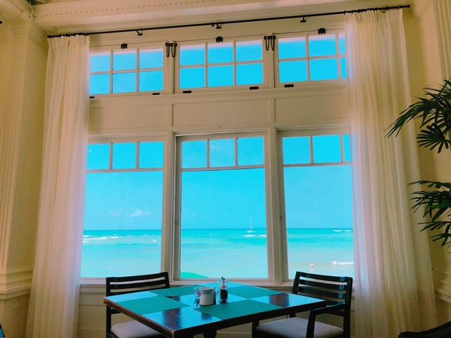 4位 モアナ サーフライダー ア ウェスティン リゾート&スパ ワイキキ ビーチ