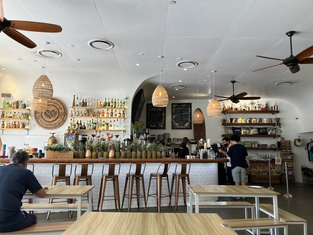 3.ワイキキ ビーチコマー バイ アウトリガー