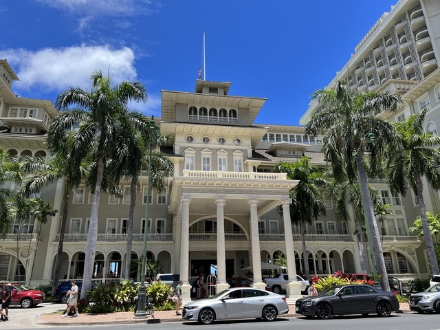 1.モアナ サーフライダー ア ウェスティン リゾート&スパ ワイキキ ビーチ