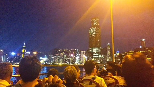 オープントップバスツアー