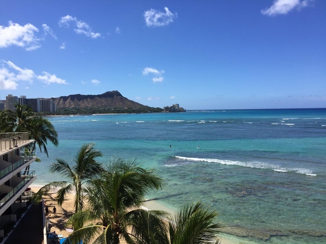 7. アウトリガー リーフ ワイキキ ビーチ リゾート