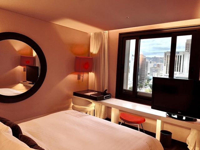 1. ザ・プラザ・ソウル オートグラフ コレクション / 市庁(シチョン)