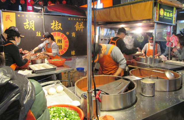 饒河街観光夜市