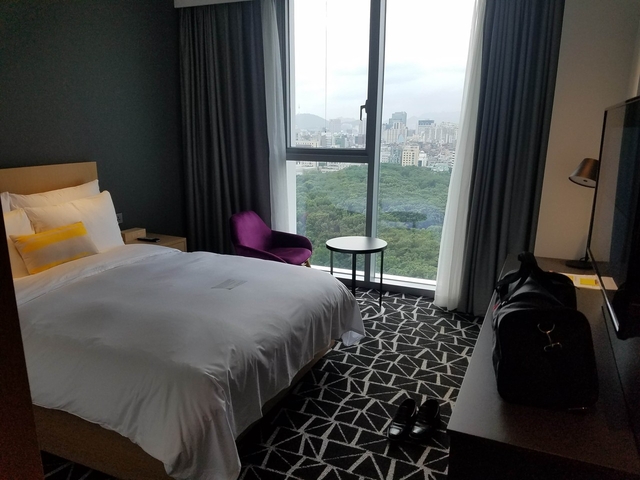 3. L7 カンナム バイ ロッテ