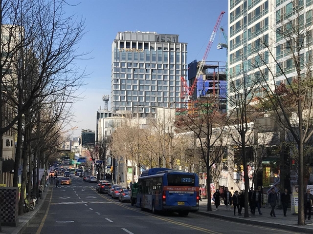 1. L7 ホンデバイ ロッテ