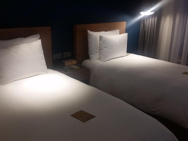 1. L7 ホンデバイ ロッテ