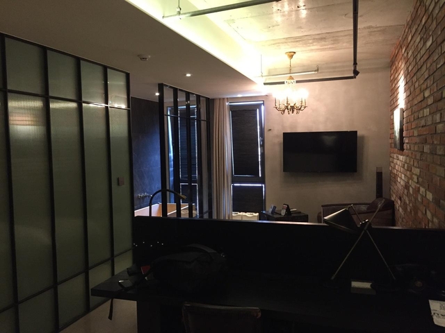 8. 9 ブリック ホテル