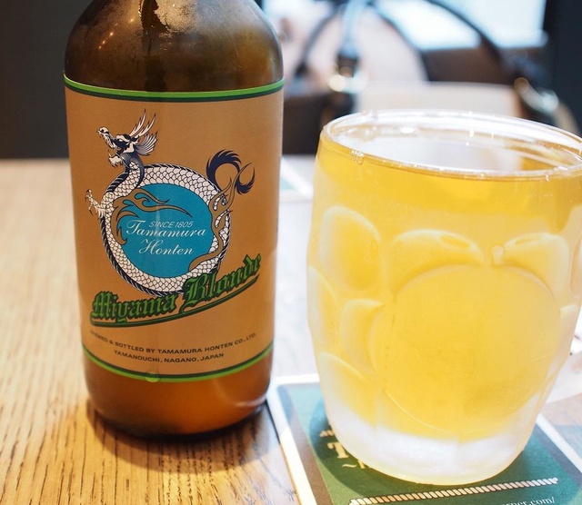 THE CORNER Hamburger