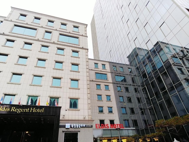 2. エルディス リージェント ホテル