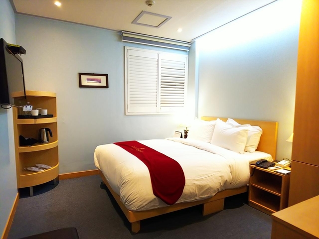 2. エルディス リージェント ホテル