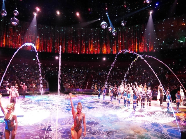 ザ ハウス オブ ダンシング ウォーター