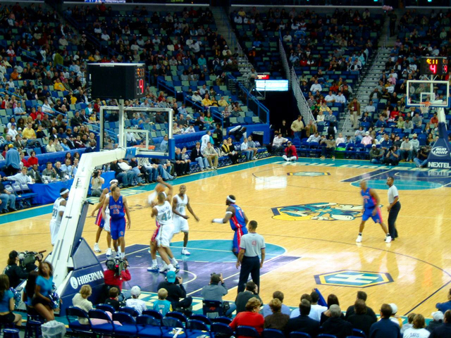 ステープルスセンター