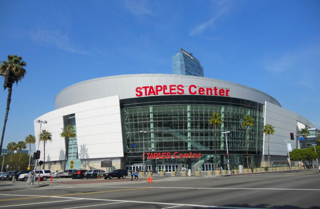 ステープルスセンター