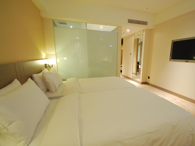 4. カオション インターナショナル プラザ ホテル