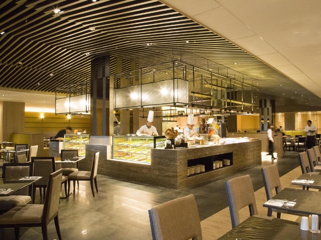 6. スプレンダー ホテル