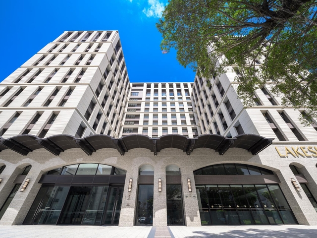 8. LakeShore Hotel Tainan