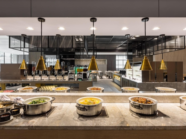 8. LakeShore Hotel Tainan