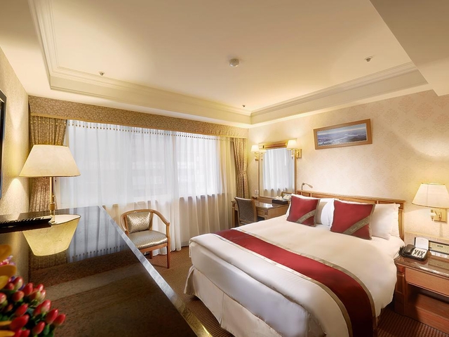 12. コスモス ホテル 台北