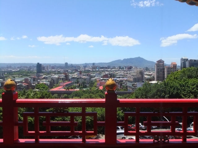 8. ザ グランド ホテル